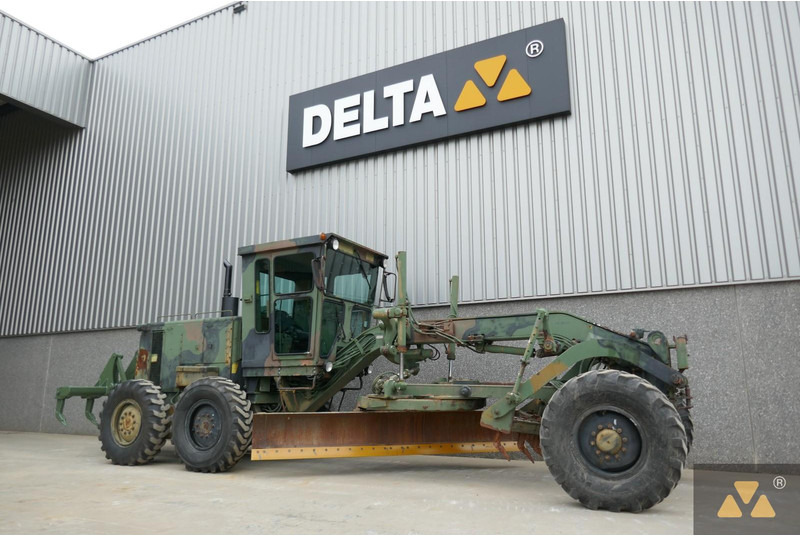 Caterpillar 130G Ex-army - Grejdr: obrázek 3 Caterpillar 130G Ex-army - Grejdr: obrázek 3