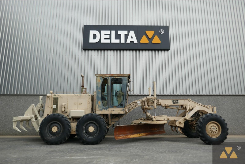 Caterpillar 130G Ex-army - Grejdr: obrázek 2 Caterpillar 130G Ex-army - Grejdr: obrázek 2