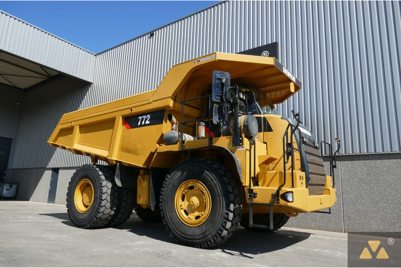 Pevný dempr Caterpillar 772: obrázek 14
