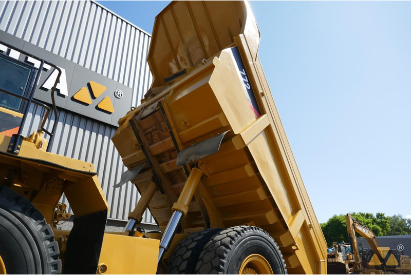 Pevný dempr Caterpillar 772: obrázek 19