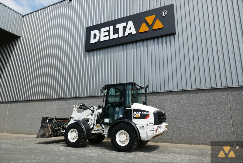 Caterpillar 906M - Kolový nakladač: obrázek 4 Caterpillar 906M - Kolový nakladač: obrázek 4