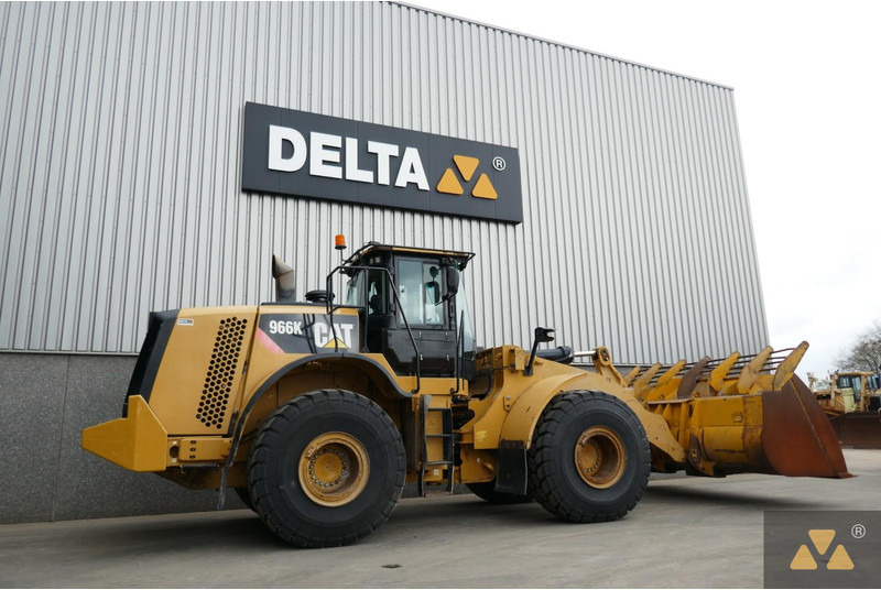 Caterpillar 966K - Kolový nakladač: obrázek 5 Caterpillar 966K - Kolový nakladač: obrázek 5