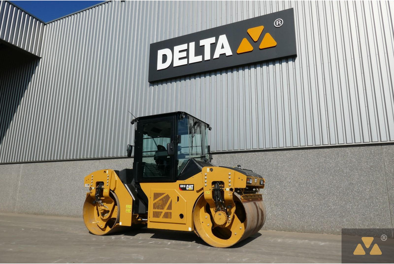 Caterpillar CB10 - Válec: obrázek 3 Caterpillar CB10 - Válec: obrázek 3