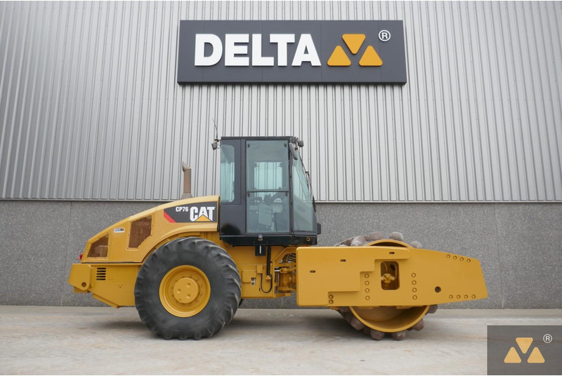 Caterpillar CP76 - Válec: obrázek 2 Caterpillar CP76 - Válec: obrázek 2