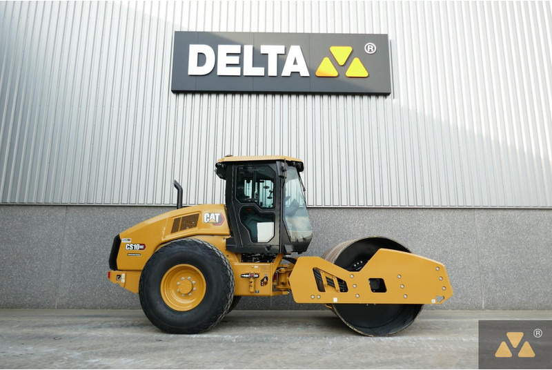 Caterpillar CS10GC - Válec: obrázek 2 Caterpillar CS10GC - Válec: obrázek 2