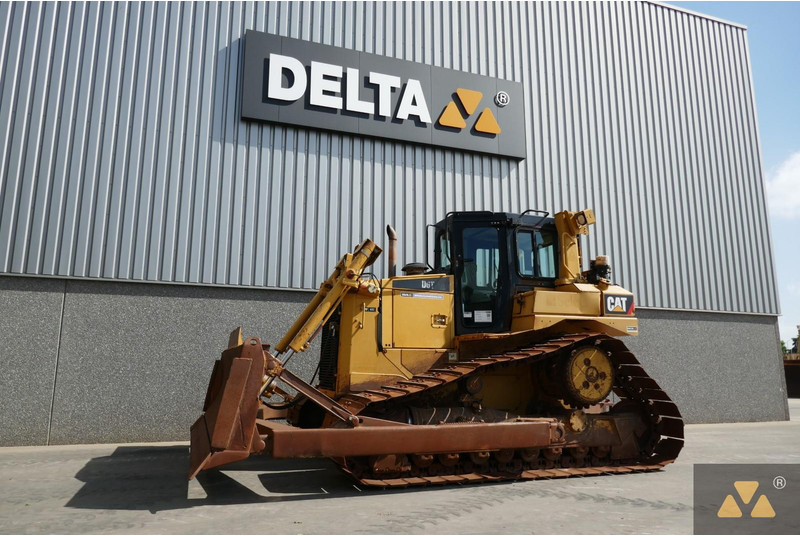 Caterpillar D6T LGP - Buldozer: obrázek 4 Caterpillar D6T LGP - Buldozer: obrázek 4