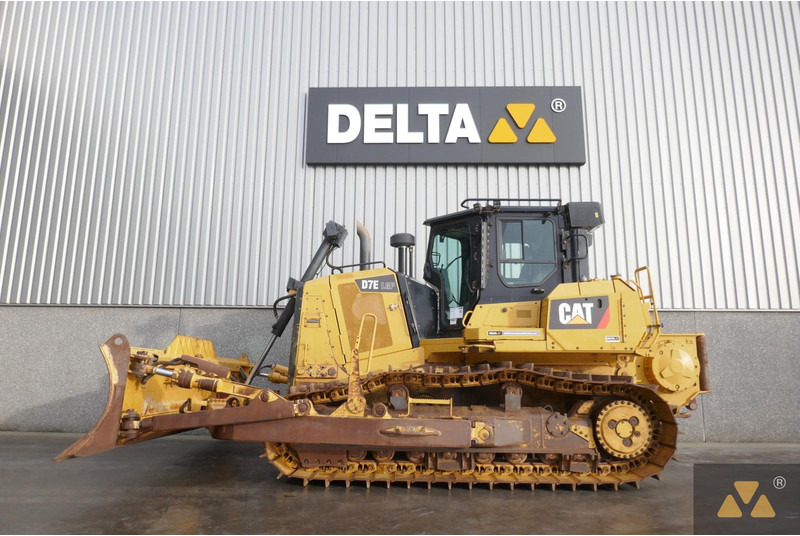 Caterpillar D7E LGP - Buldozer: obrázek 1 Caterpillar D7E LGP - Buldozer: obrázek 1