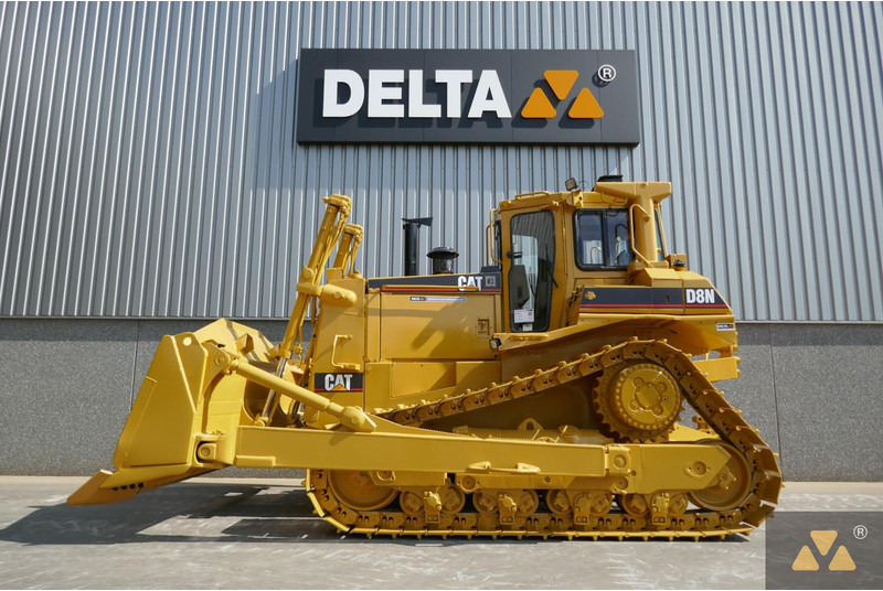 Caterpillar D8N - Buldozer: obrázek 1 Caterpillar D8N - Buldozer: obrázek 1