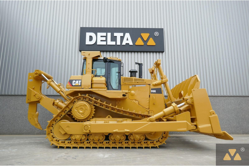 Caterpillar D9R - Buldozer: obrázek 2 Caterpillar D9R - Buldozer: obrázek 2