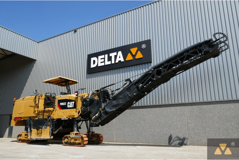 Silniční fréza Caterpillar PM622: obrázek 6