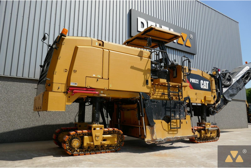 Silniční fréza Caterpillar PM622: obrázek 11