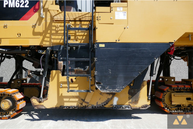 Silniční fréza Caterpillar PM622: obrázek 20