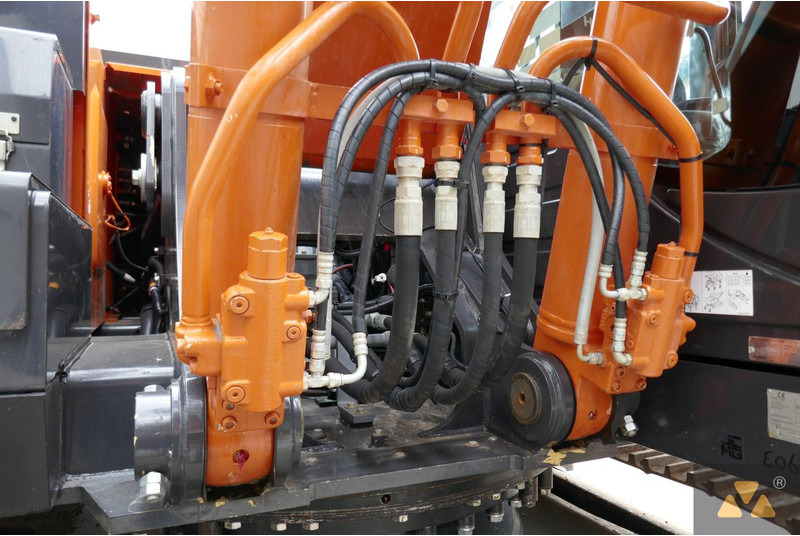 Hitachi ZX300LC-7 leasing Hitachi ZX300LC-7: obrázek 17 Hitachi ZX300LC-7 leasing Hitachi ZX300LC-7: obrázek 17