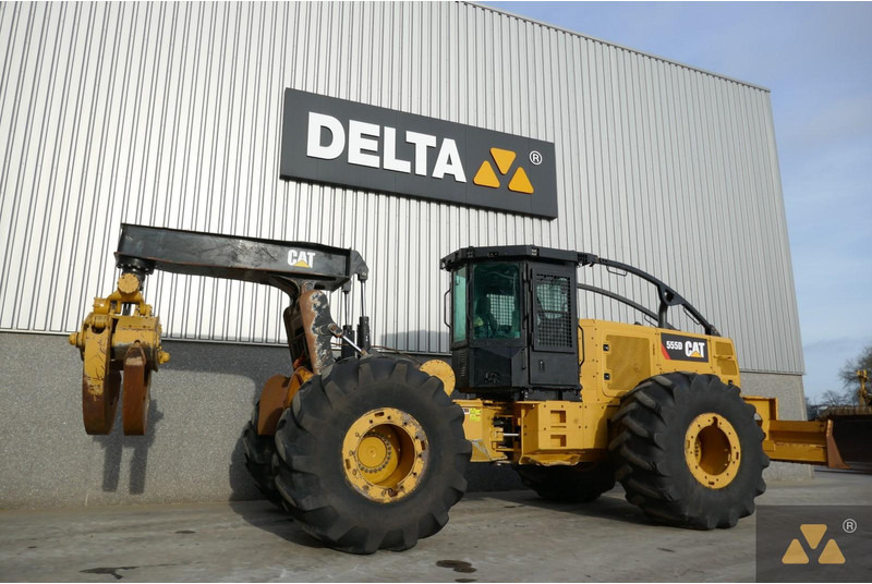 Caterpillar 555D - Lesní technika: obrázek 5 Caterpillar 555D - Lesní technika: obrázek 5