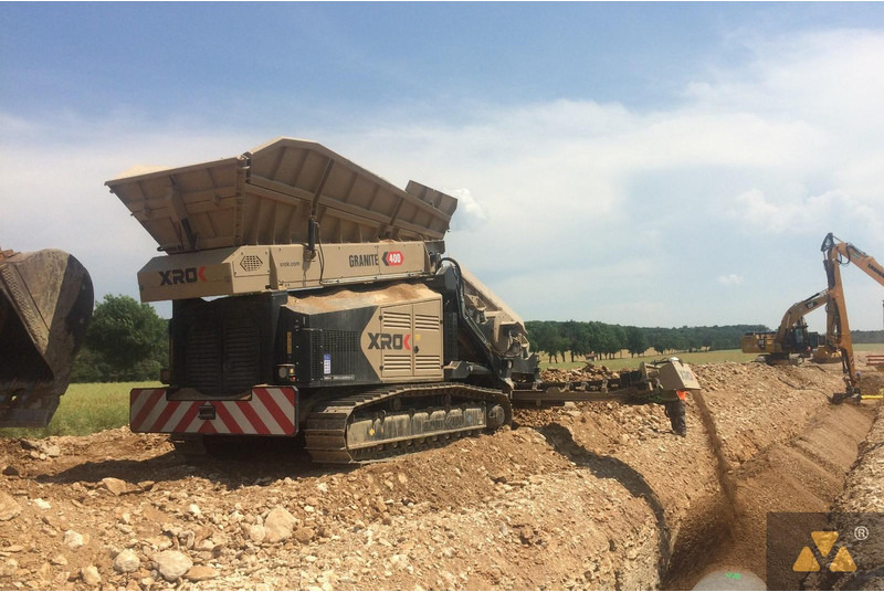 Xrok Granite 400 - Pokladač potrubí: obrázek 1 Xrok Granite 400 - Pokladač potrubí: obrázek 1