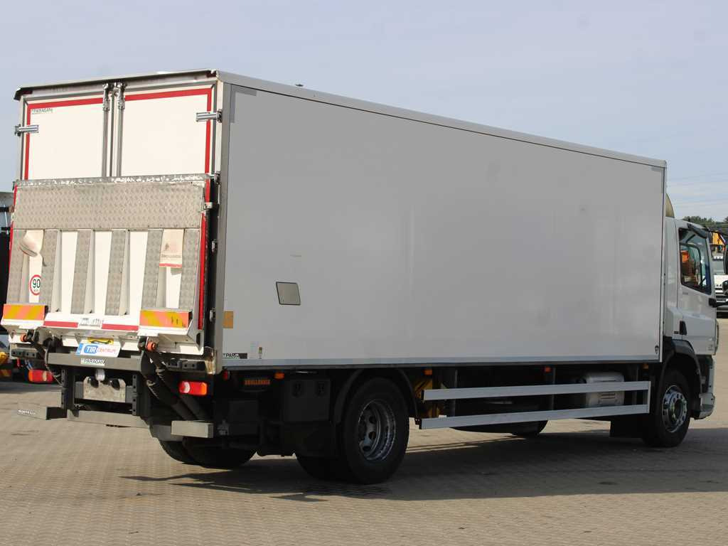 DAF CF 320, HYDRAULIC FRONT, EURO 6 - Skříňový nákladní auto: obrázek 3 DAF CF 320, HYDRAULIC FRONT, EURO 6 - Skříňový nákladní auto: obrázek 3