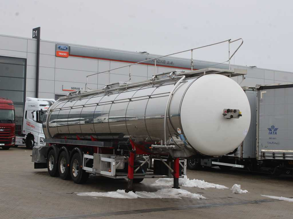 Feldbinder TSA, LIFT AXLE, 32 m³ - Cisternový návěs: obrázek 3 Feldbinder TSA, LIFT AXLE, 32 m³ - Cisternový návěs: obrázek 3