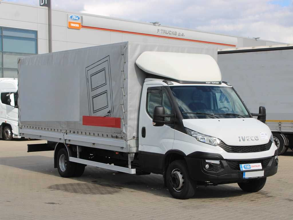 Iveco DAILY 70C17, SIDEWALLS, PNEU 80%, EURO 5, CAMERA - Furgon: obrázek 2 Iveco DAILY 70C17, SIDEWALLS, PNEU 80%, EURO 5, CAMERA - Furgon: obrázek 2