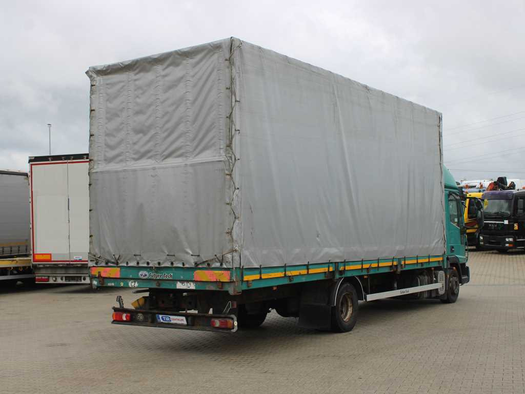 Iveco EUROCARGO 120EL22, EURO 5 - Plachtový nákladní auto: obrázek 4 Iveco EUROCARGO 120EL22, EURO 5 - Plachtový nákladní auto: obrázek 4