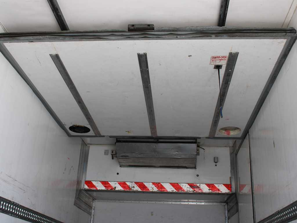 Chladírenský nákladní automobil Iveco EUROCARGO 150E28, THERMO-KING TS-500, HYDRAULIC FRONT: obrázek 8