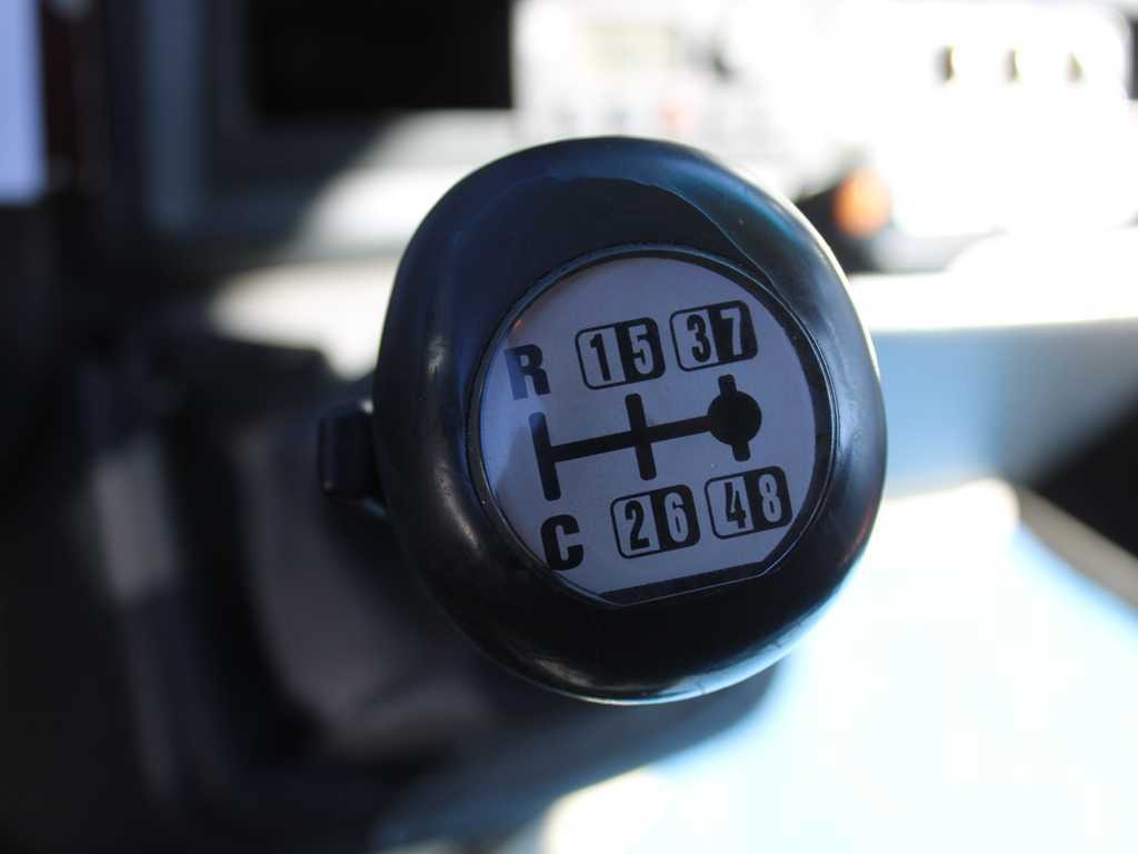 Skříňový nákladní auto Iveco EUROCARGO ML 120E25, EURO 5, HYDRAULIC FRONT, INDEPENDENT AIR CONDITIONING: obrázek 15