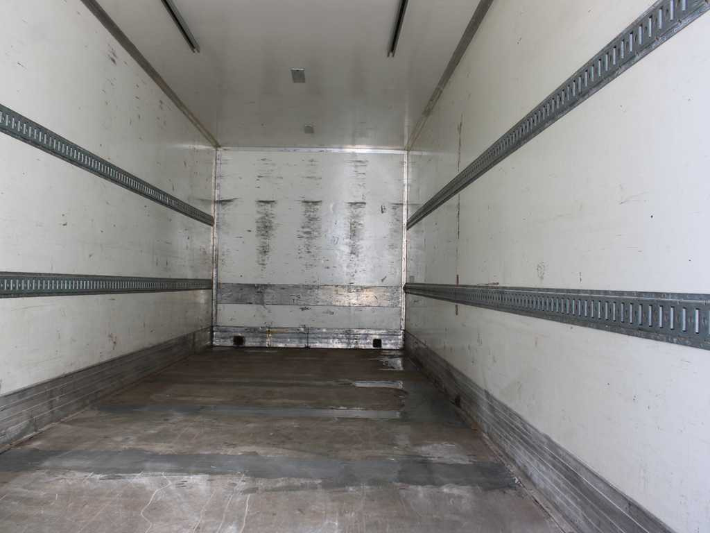 Skříňový nákladní auto Iveco EUROCARGO ML 120E25, EURO 5, HYDRAULIC FRONT, INDEPENDENT AIR CONDITIONING: obrázek 7