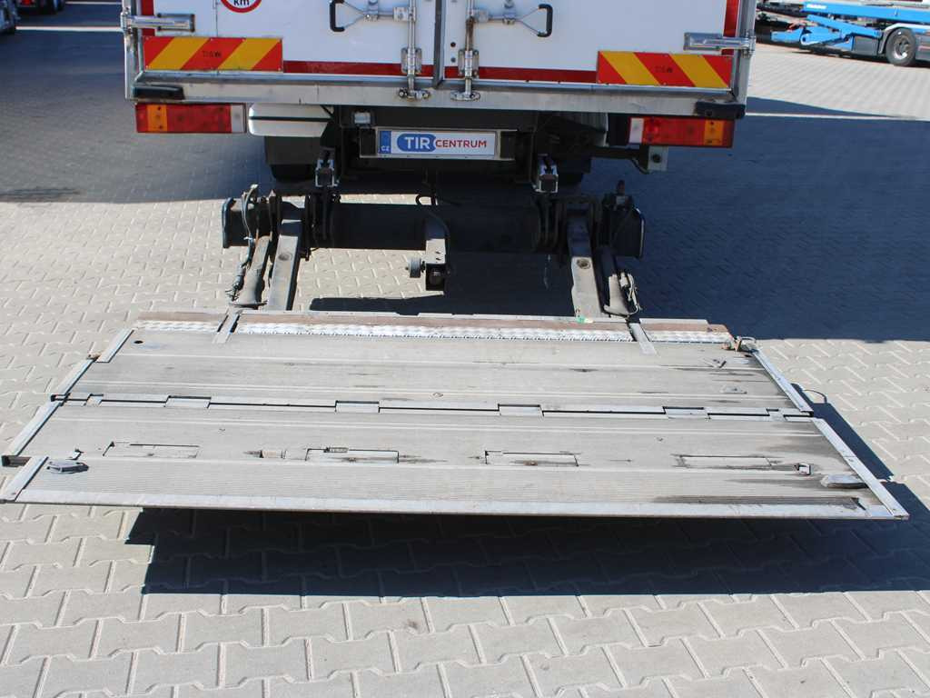 Skříňový nákladní auto Iveco EUROCARGO ML 120E25, EURO 5, HYDRAULIC FRONT, INDEPENDENT AIR CONDITIONING: obrázek 6