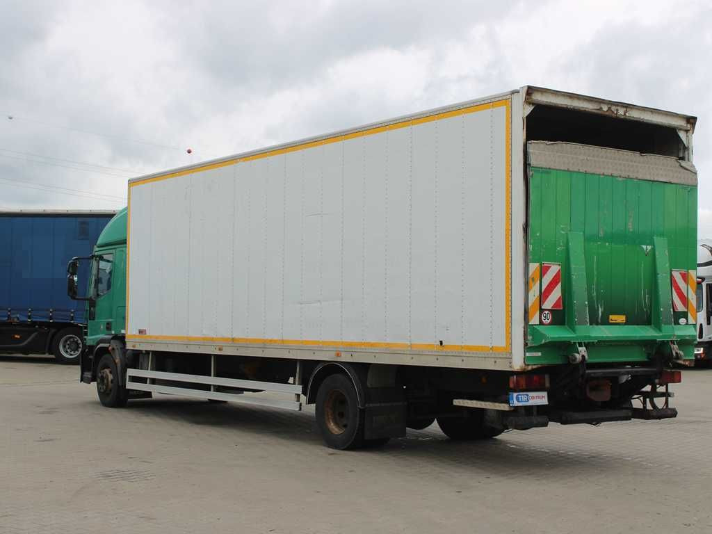 Iveco EUROCARGO ML 160E28, EURO 4, TAIL LIFT Iveco EUROCARGO ML 160E28, EURO 4, TAIL LIFT - Skříňový nákladní auto: obrázek 4 Iveco EUROCARGO ML 160E28, EURO 4, TAIL LIFT Iveco EUROCARGO ML 160E28, EURO 4, TAIL LIFT - Skříňový nákladní auto: obrázek 4