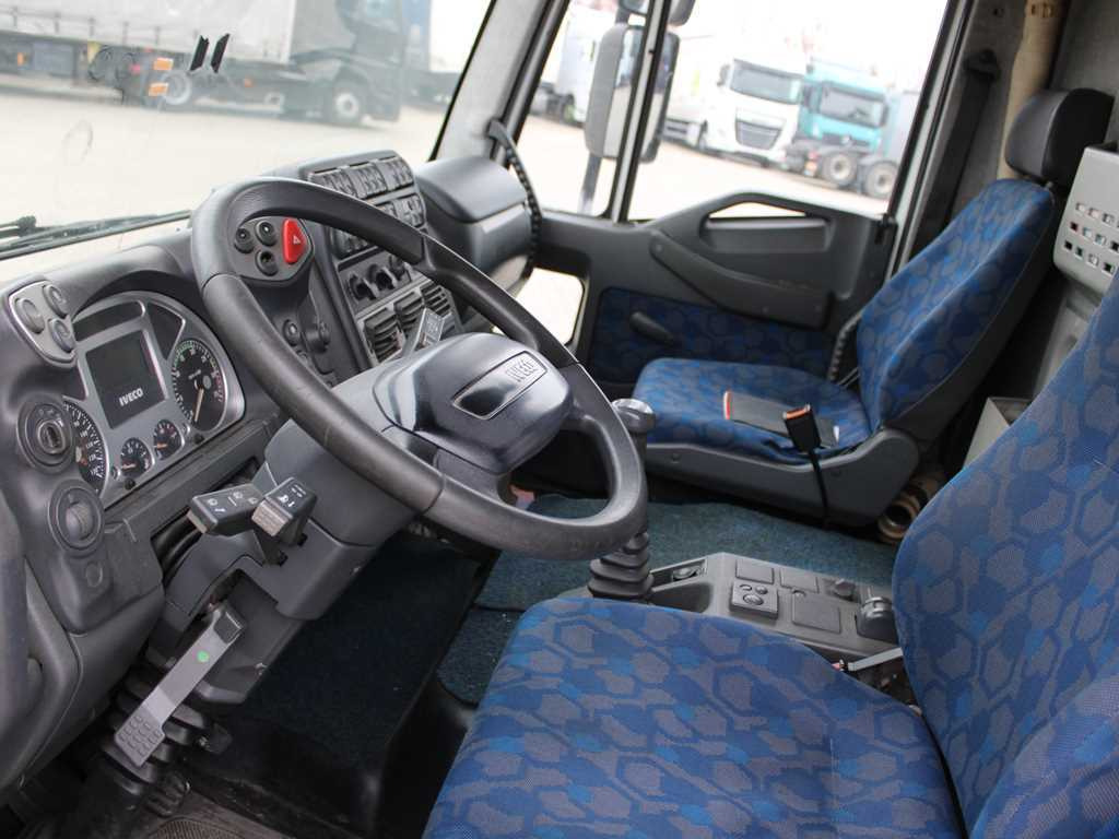 Plachtový nákladní auto Iveco EUROCARGO ML 75 E 15, EURO 3, SLEEPING BODY: obrázek 9