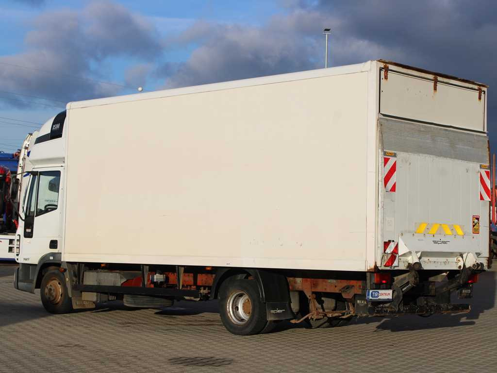 Iveco EUROCARGO ML75E17, HYDRAULIC FRONT, SLEEPING BODY - Skříňový nákladní auto: obrázek 5 Iveco EUROCARGO ML75E17, HYDRAULIC FRONT, SLEEPING BODY - Skříňový nákladní auto: obrázek 5