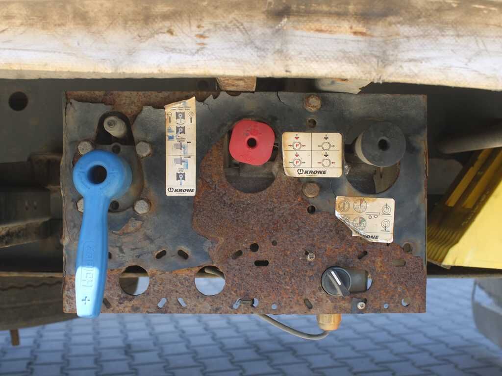 Krone SD, LOWDECK, MULTILOCK, LIFTING AXLE, LIFTING ROOF - Plachtový návěs: obrázek 5 Krone SD, LOWDECK, MULTILOCK, LIFTING AXLE, LIFTING ROOF - Plachtový návěs: obrázek 5