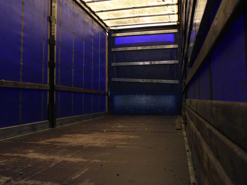 Plachtový nákladní auto MAN TGL 8.220, EURO 5EEV, INDEPENDENT AIR CONDITIONING + SVAN CHT101 (2014): obrázek 6