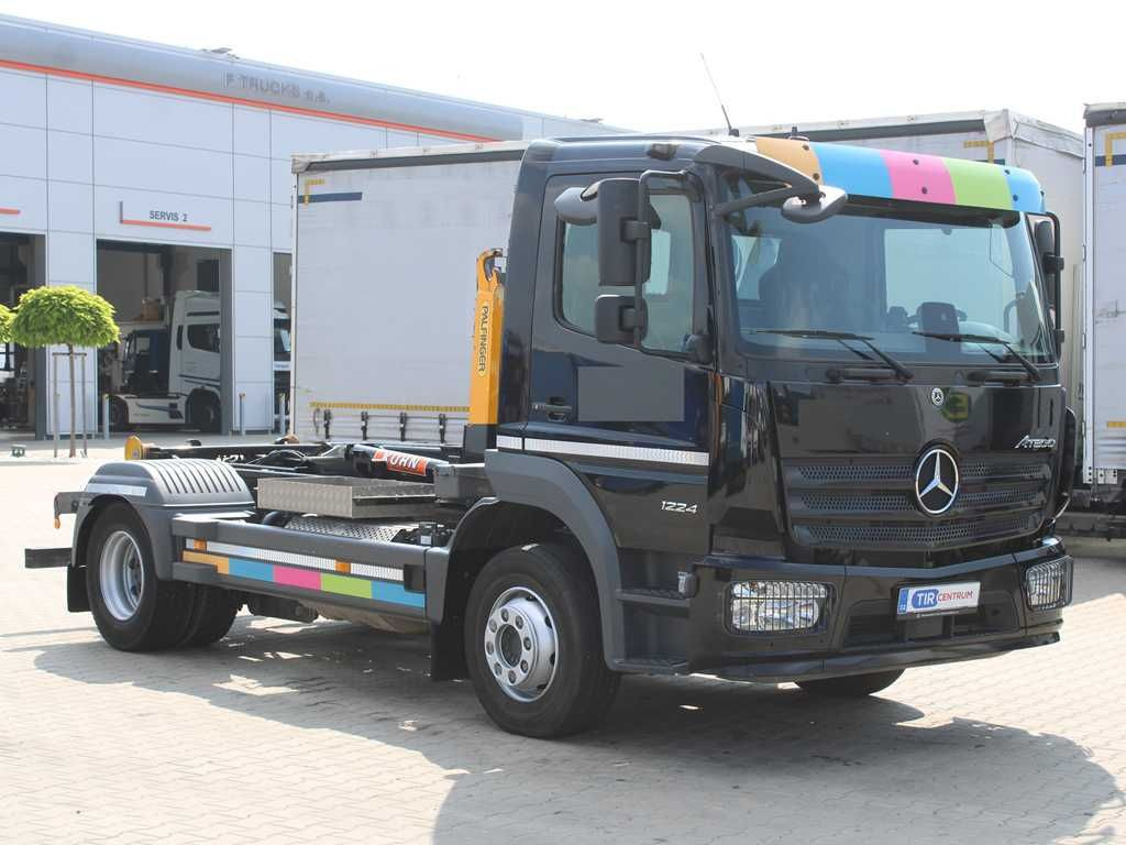 Mercedes-Benz ATEGO 1224, EURO 6, HOOK CONTAINER - Hákový nosič kontejnerů: obrázek 2 Mercedes-Benz ATEGO 1224, EURO 6, HOOK CONTAINER - Hákový nosič kontejnerů: obrázek 2