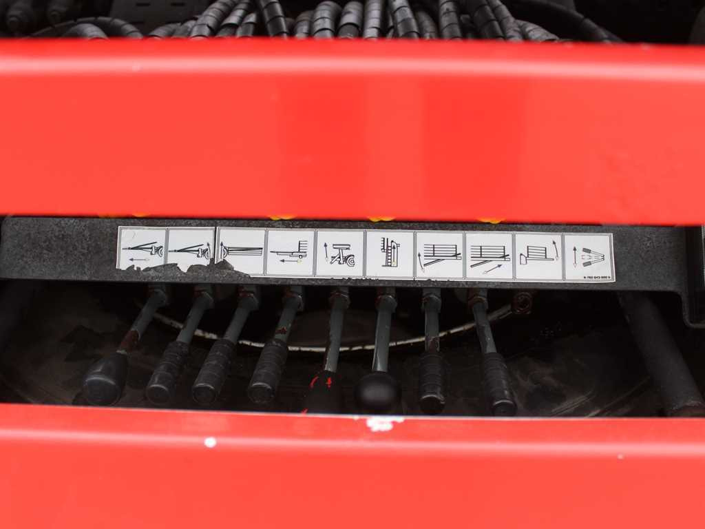 Přepravník automobilů Mercedes-Benz Actros 1844, EURO 5EEV, RETARDER + KÄSSBOHRER METAGO (2006): obrázek 8