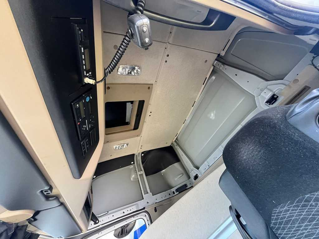 Mercedes-Benz Actros 2542, 6X2 + PANAV TVK18M - Plachtový nákladní auto: obrázek 2 Mercedes-Benz Actros 2542, 6X2 + PANAV TVK18M - Plachtový nákladní auto: obrázek 2