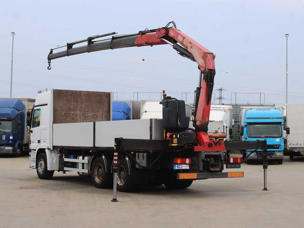 Mercedes-Benz Actros 2644, 6X4, EURO 4, HYDRAULIC ARM FASSI F210 - Nákladní automobil valníkový/ Plošinový, Auto s hydraulickou rukou: obrázek 5 Mercedes-Benz Actros 2644, 6X4, EURO 4, HYDRAULIC ARM FASSI F210 - Nákladní automobil valníkový/ Plošinový, Auto s hydraulickou rukou: obrázek 5
