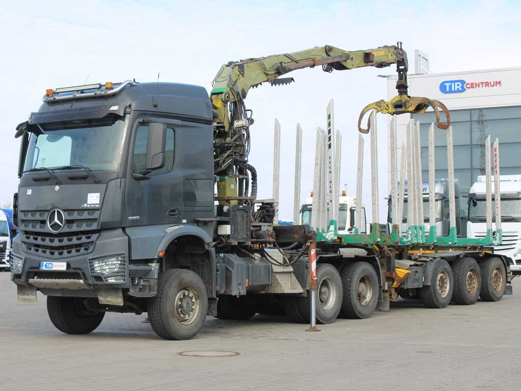 Mercedes-Benz Arocs 3351, 6x6, HYDRAULIC ARM LOGLIFT ET450, TIRES 80% + DOLL (2017) - Lesovůz, Auto s hydraulickou rukou: obrázek 1 Mercedes-Benz Arocs 3351, 6x6, HYDRAULIC ARM LOGLIFT ET450, TIRES 80% + DOLL (2017) - Lesovůz, Auto s hydraulickou rukou: obrázek 1