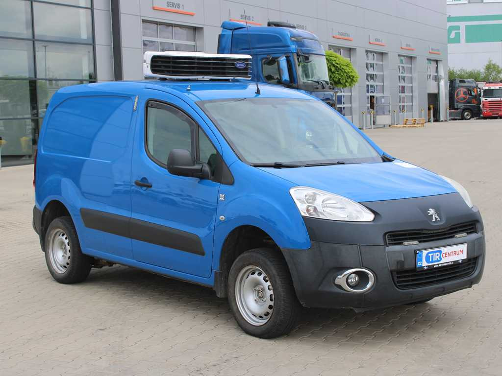 Peugeot PEUGEOT PARTNER, 4X4, CARRIER NEOS 100 - Chladící dodávka: obrázek 3 Peugeot PEUGEOT PARTNER, 4X4, CARRIER NEOS 100 - Chladící dodávka: obrázek 3