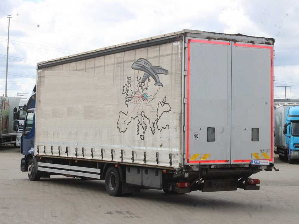 Renault MIDLUM 220.12, EURO 5, TAIL LIFT - Plachtový nákladní auto: obrázek 4 Renault MIDLUM 220.12, EURO 5, TAIL LIFT - Plachtový nákladní auto: obrázek 4