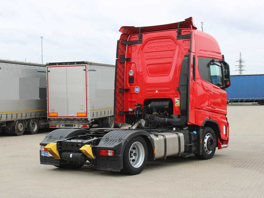 Ford F-MAX 500, EURO 6, LOWDECK, INDEPENDENT AIR CONDITIONING, NAVIGATION - Tahač: obrázek 4 Ford F-MAX 500, EURO 6, LOWDECK, INDEPENDENT AIR CONDITIONING, NAVIGATION - Tahač: obrázek 4