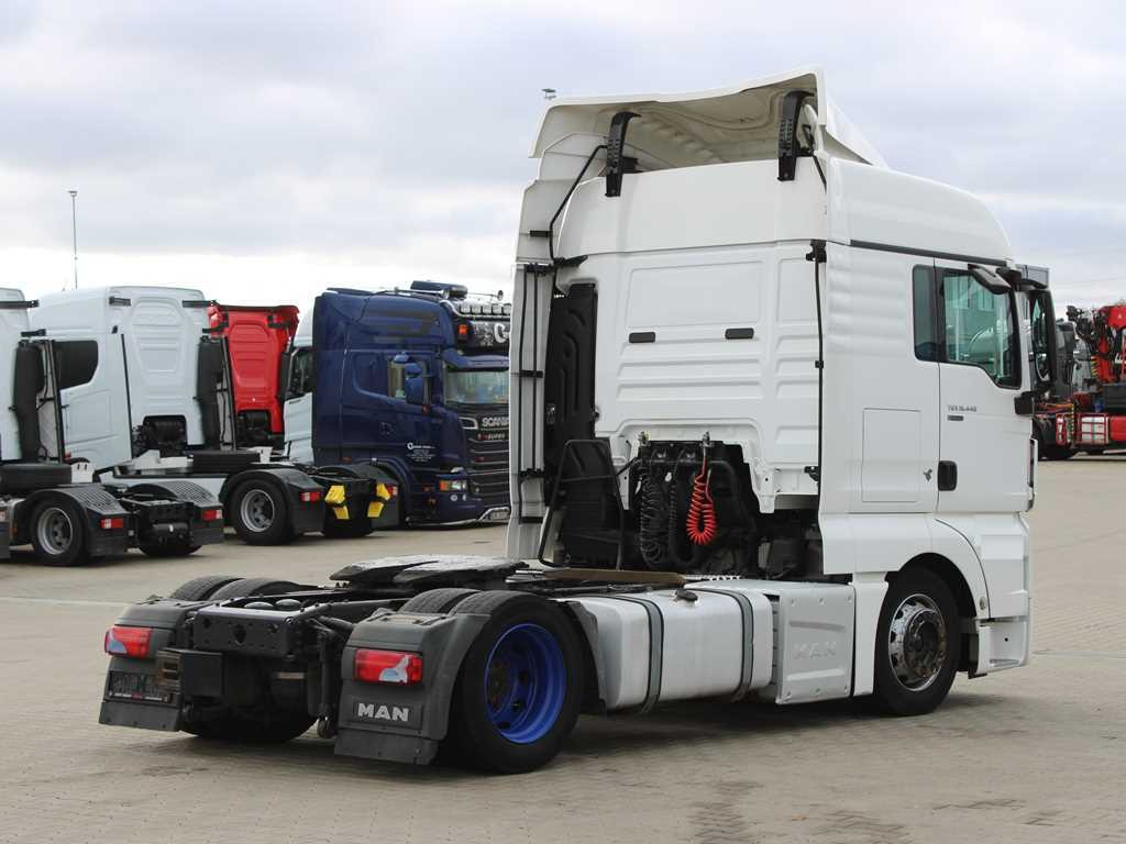 MAN TGX 18.440, LOW DECK, EURO 6 - Tahač: obrázek 4 MAN TGX 18.440, LOW DECK, EURO 6 - Tahač: obrázek 4
