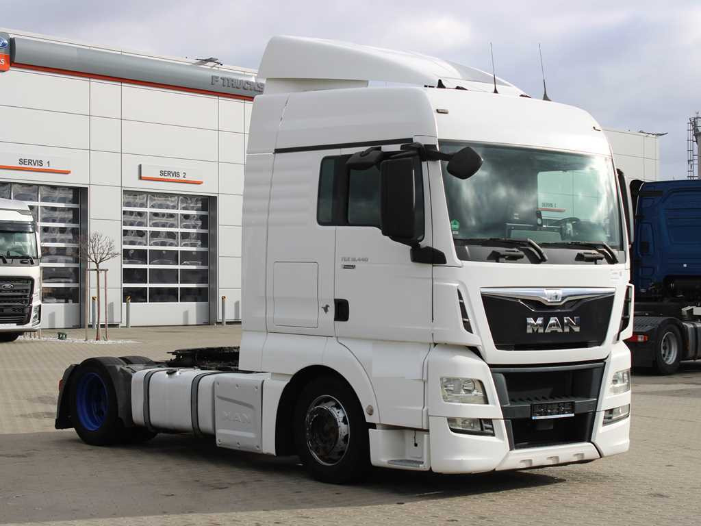 MAN TGX 18.440, LOW DECK, EURO 6 - Tahač: obrázek 3 MAN TGX 18.440, LOW DECK, EURO 6 - Tahač: obrázek 3