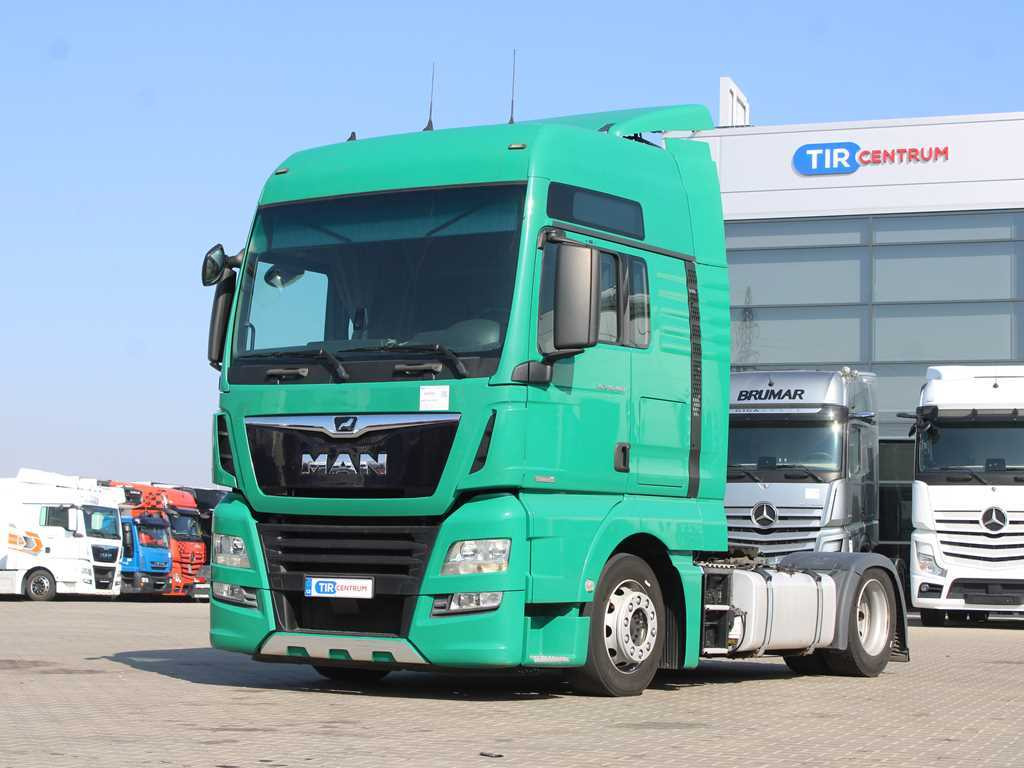 MAN TGX 18.460, EURO 6, LOW DECK, RETARDER - Tahač: obrázek 1 MAN TGX 18.460, EURO 6, LOW DECK, RETARDER - Tahač: obrázek 1
