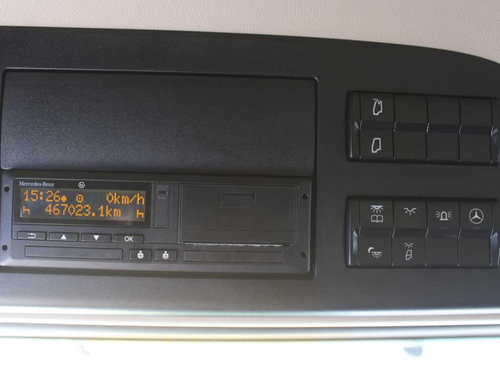 Tahač Mercedes-Benz Actros 1848, EURO 6, NAVIGATION, GIGA SPACE: obrázek 17