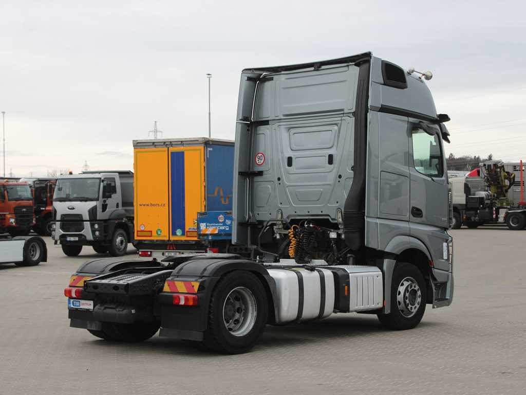 Mercedes-Benz Actros 1851, EURO 6, NAVIGATION - Tahač: obrázek 4 Mercedes-Benz Actros 1851, EURO 6, NAVIGATION - Tahač: obrázek 4