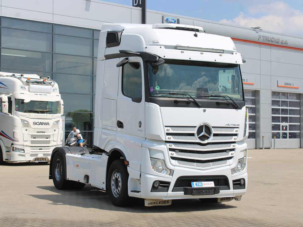 Mercedes-Benz Actros 1851, EURO 6, RETARDER, SEC.AIR CONDITION - Tahač: obrázek 2 Mercedes-Benz Actros 1851, EURO 6, RETARDER, SEC.AIR CONDITION - Tahač: obrázek 2