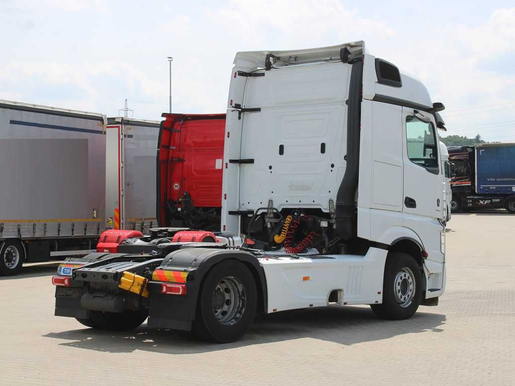 Mercedes-Benz Actros 1851, EURO 6, RETARDER, SEC.AIR CONDITION - Tahač: obrázek 3 Mercedes-Benz Actros 1851, EURO 6, RETARDER, SEC.AIR CONDITION - Tahač: obrázek 3