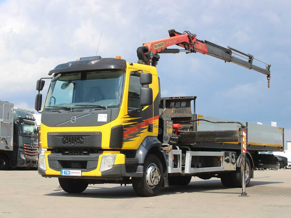 Volvo FL 250, EURO 6, SIDES, CAMERA, HYDRAULIC ARM PALFINGER PK 9002 EH - Nákladní automobil valníkový/ Plošinový, Auto s hydraulickou rukou: obrázek 1 Volvo FL 250, EURO 6, SIDES, CAMERA, HYDRAULIC ARM PALFINGER PK 9002 EH - Nákladní automobil valníkový/ Plošinový, Auto s hydraulickou rukou: obrázek 1
