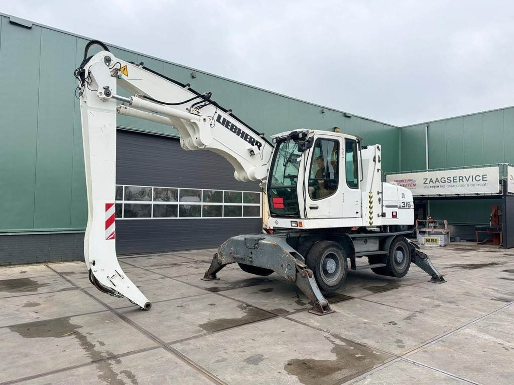 Liebherr A 316 - Překládkové rypadlo: obrázek 4 Liebherr A 316 - Překládkové rypadlo: obrázek 4