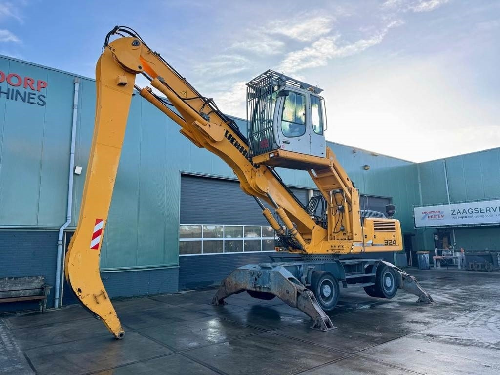 Liebherr A 924 C - Překládkové rypadlo: obrázek 2 Liebherr A 924 C - Překládkové rypadlo: obrázek 2